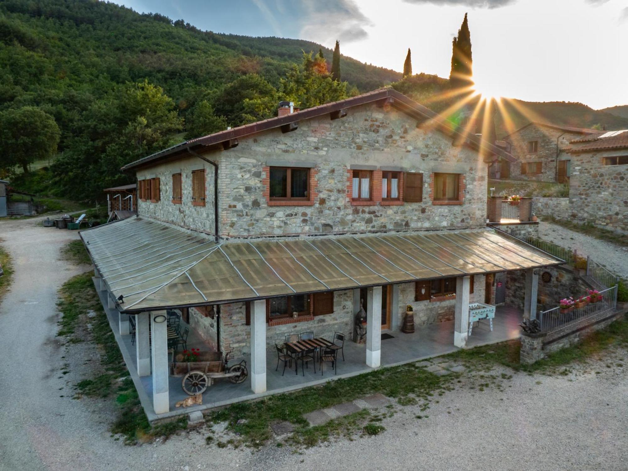 Agriturismo Villaggio Eden 皮耶韦圣斯特凡诺 外观 照片