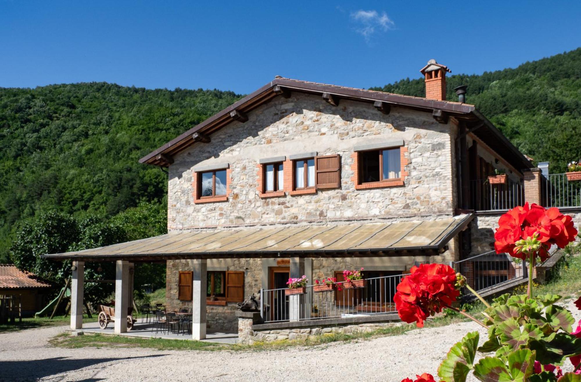 Agriturismo Villaggio Eden 皮耶韦圣斯特凡诺 外观 照片