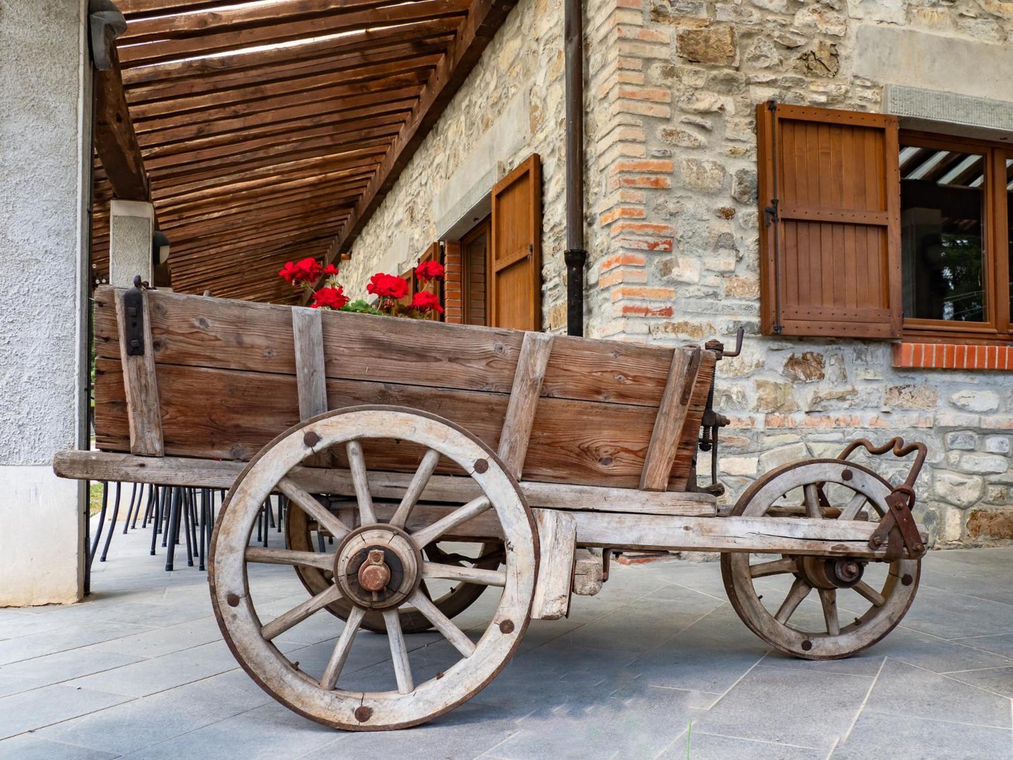 Agriturismo Villaggio Eden 皮耶韦圣斯特凡诺 外观 照片